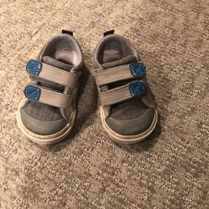 See Kai run size 4 toddler boys sneakers